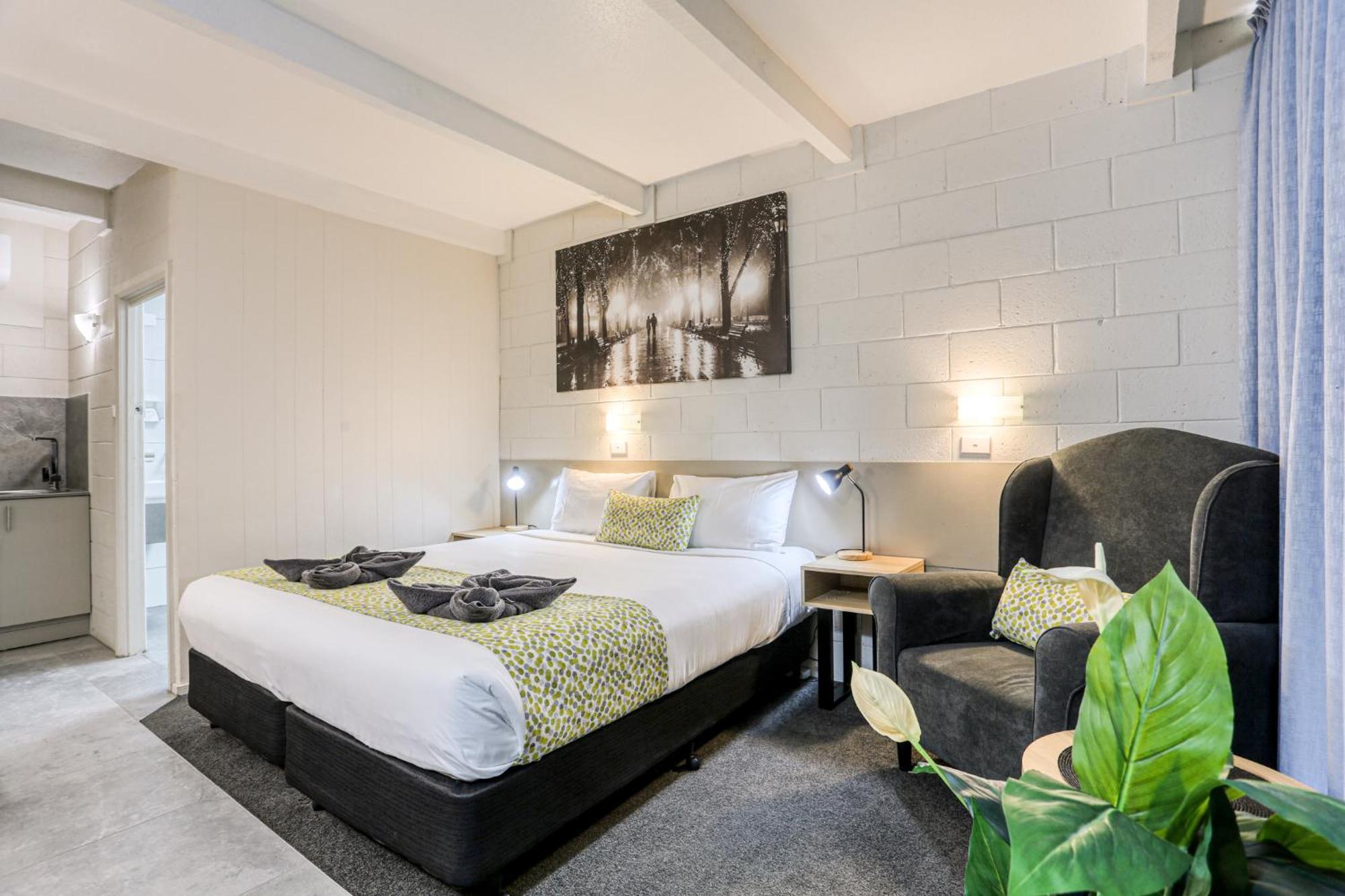 Castle Creek Motel Euroa Buitenkant foto